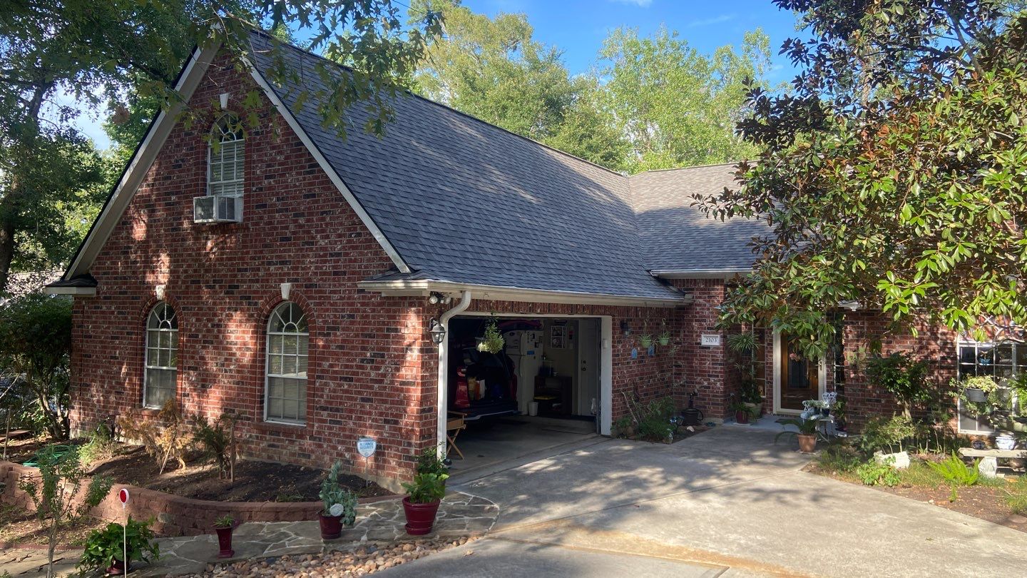 Residential Roofing Installation using Landmark by All-Pro Roofing