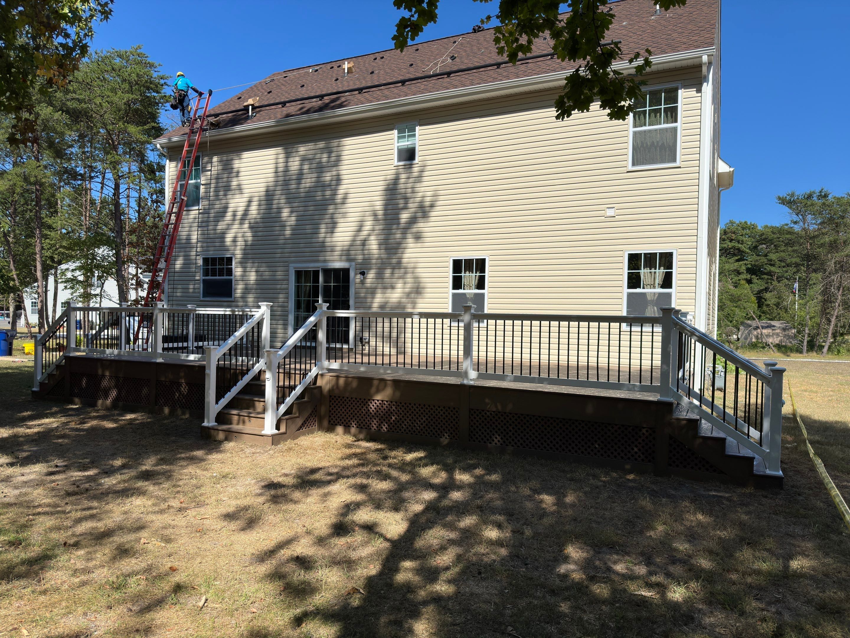 New Deck using Deckorators Venture - Color Sandbar by deck guardian