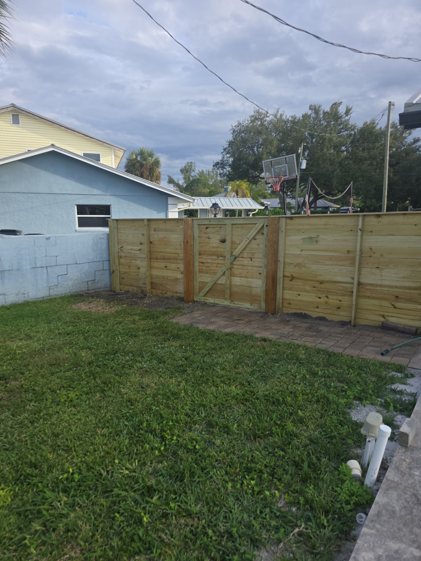 Horizontal Wood Project in Fort Myers by True Fence LLC