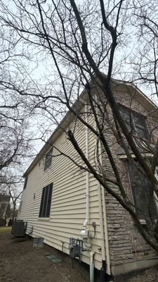 Turtle Shell gutter protection installation in Wheaton, IL 60189, photograph 3