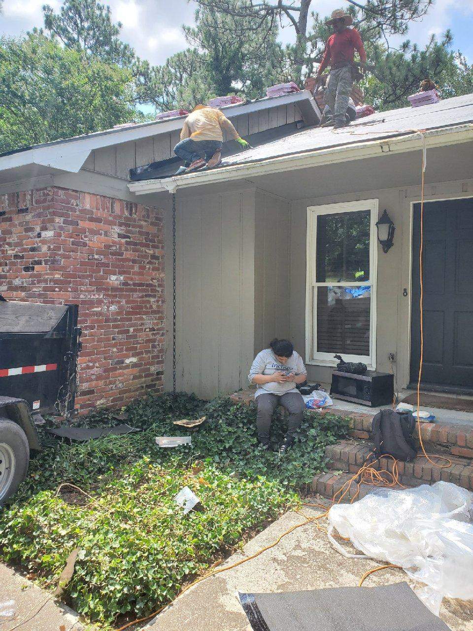 Residential Roofing Installation using Owens Corning® Oakridge Onyx Black by Indigo State Roofing