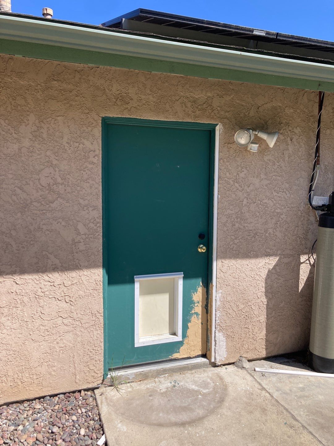 Repair Door Face by Andre Handyman