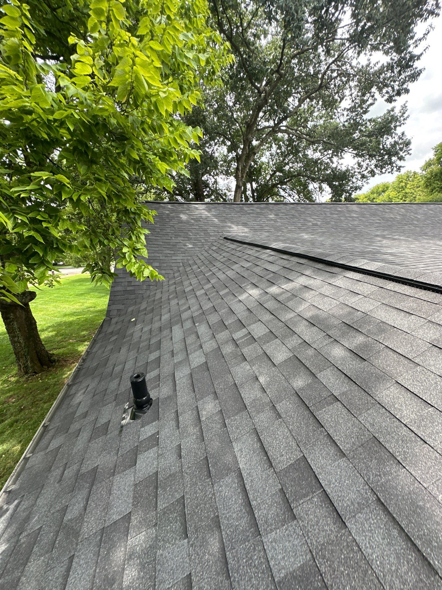 Malarkey Vista Shingles in Brilliant Black by Undersun Roofing