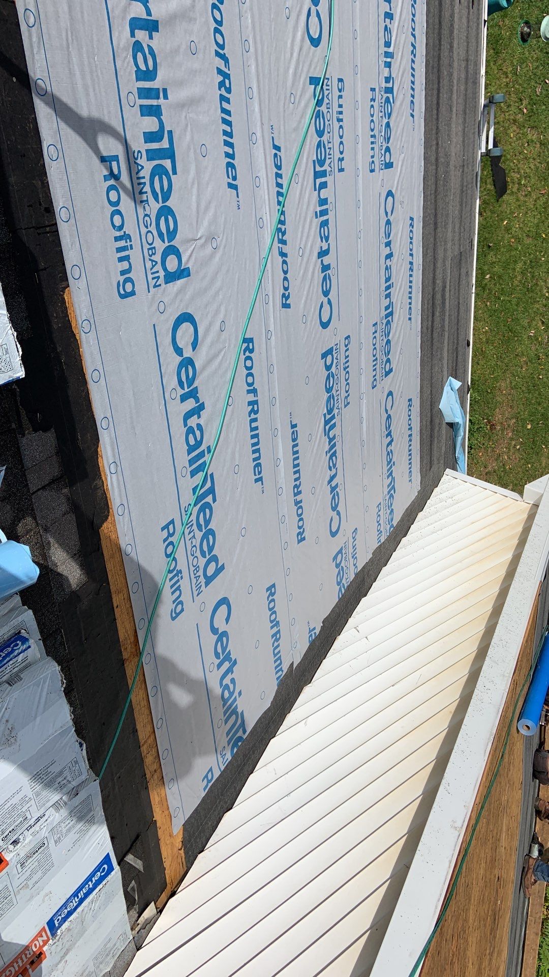 Roof Replacement using CertainTeed Landmark by 180 Contractors