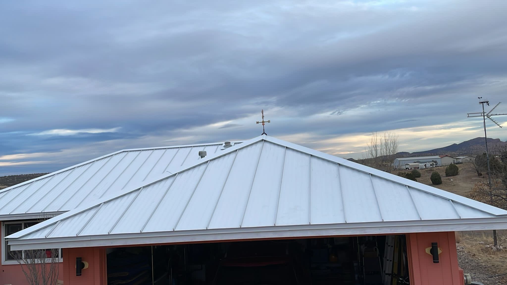 Arctic White Standing Seam by Reimagine Roofing