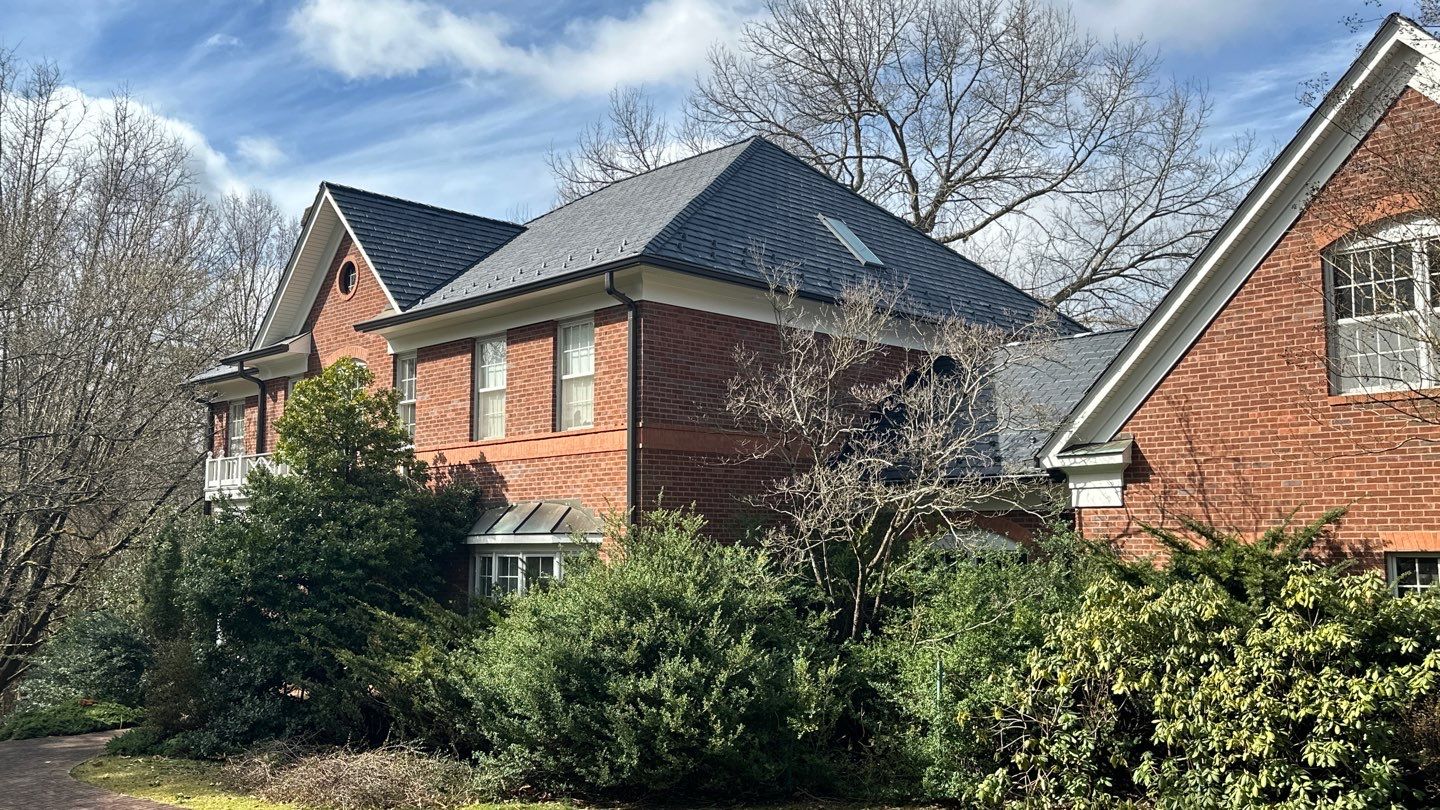 Clifton Multi-Trade Restoration: DaVinci Single Width Slate in Slate Black by RM Banning, Inc.