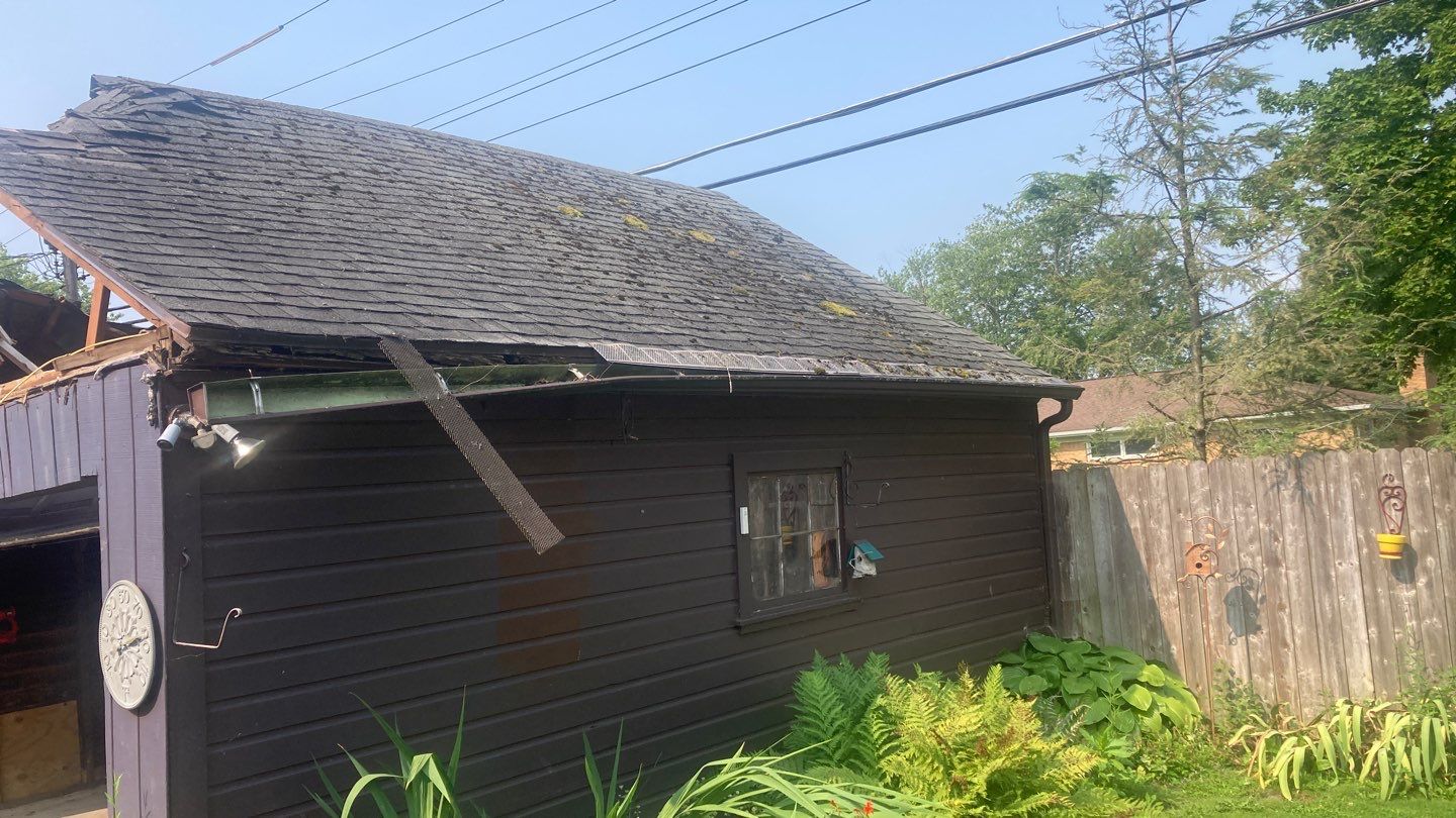 Garage Roof by Ivy Lea Construction