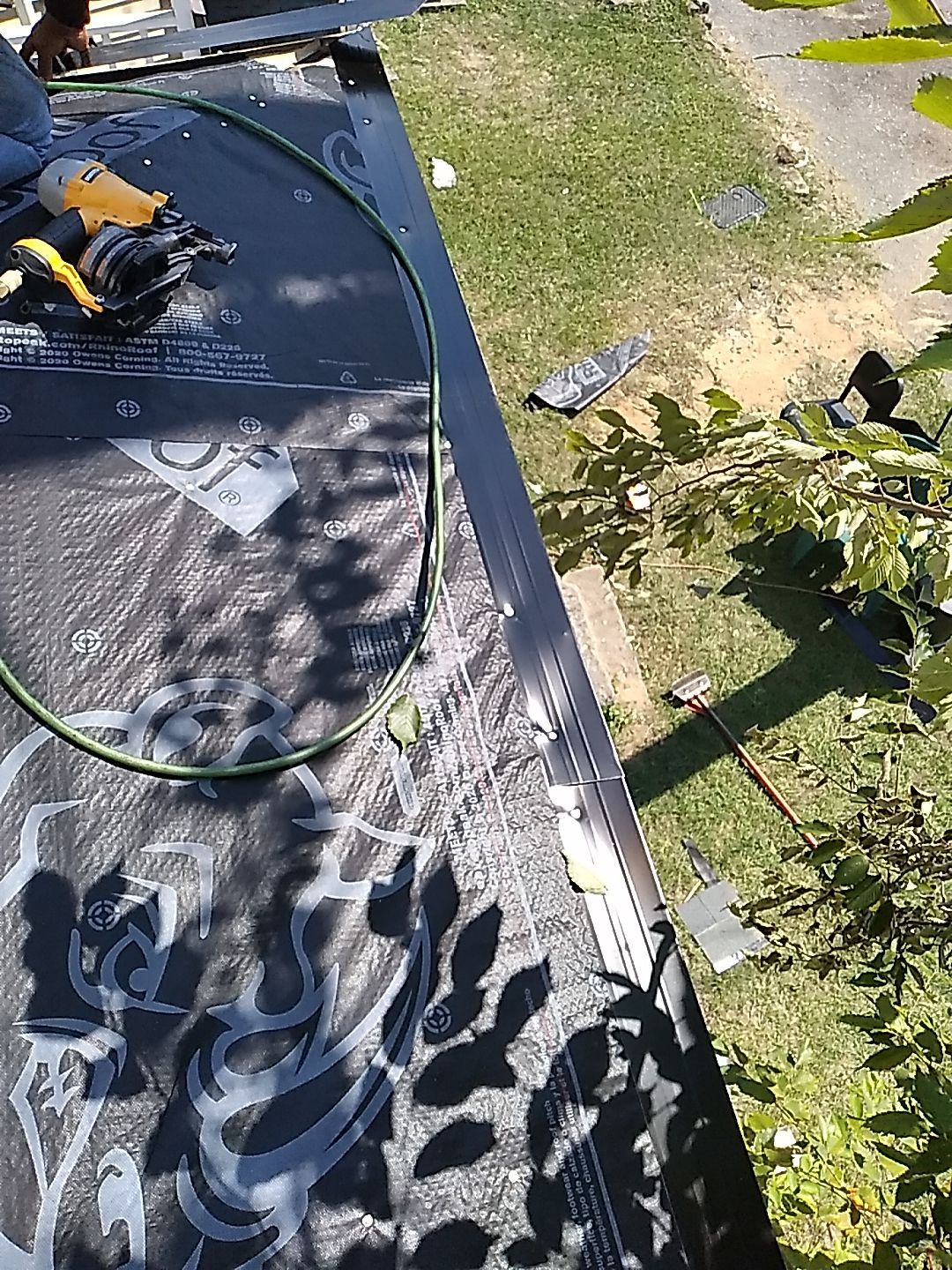 Residential Roofing Installation using Owens Corning® Oakridge Estate Gray by Indigo State Roofing