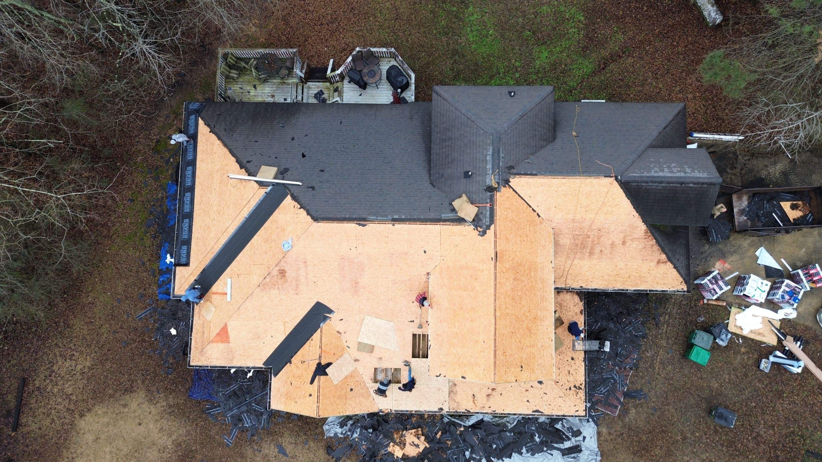 Rustic Black by BayCo Roofing