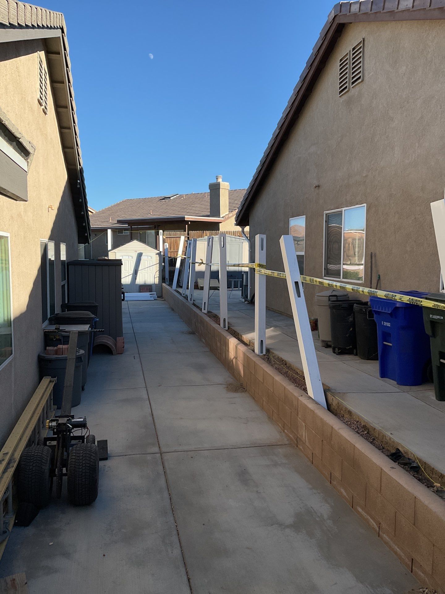 Fence installation using vinyl by Fence Guys Inc.