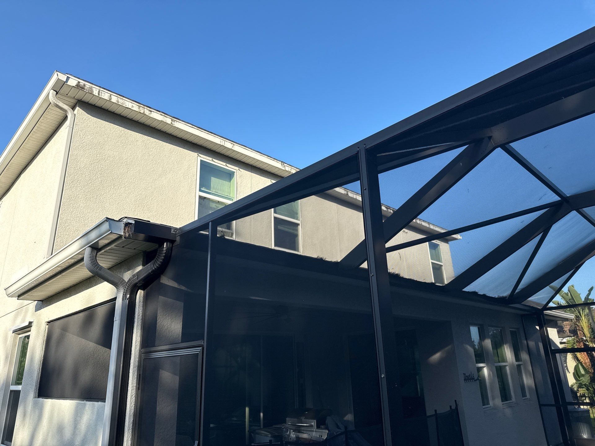 HOA-Required House Wash & Concrete Cleaning – Old Mill Preserve, Palmetto, FL by Sunshine AquaWash