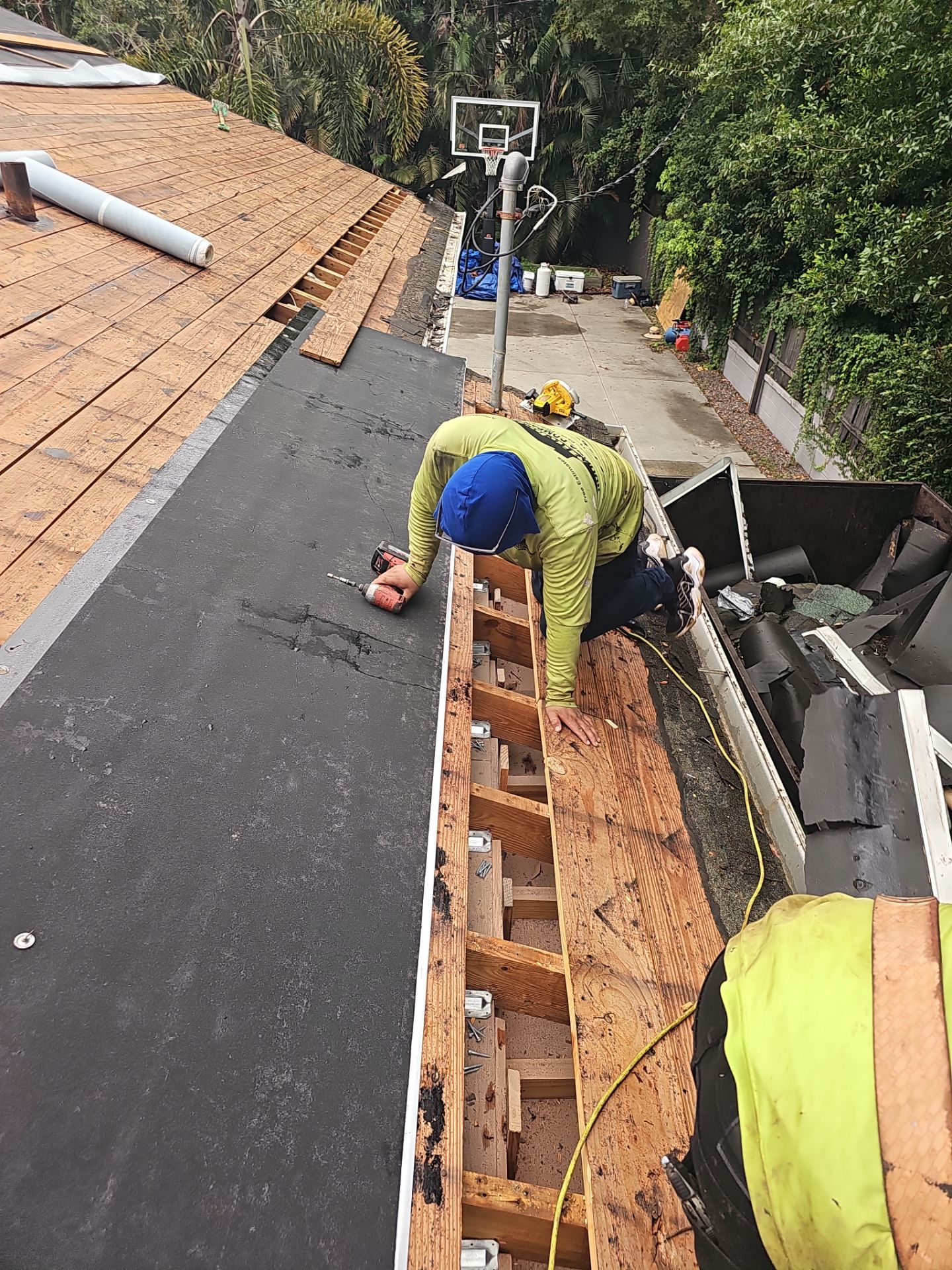 Project in St. Petersburg 33703 by Mitchell Roofing Company LLC 