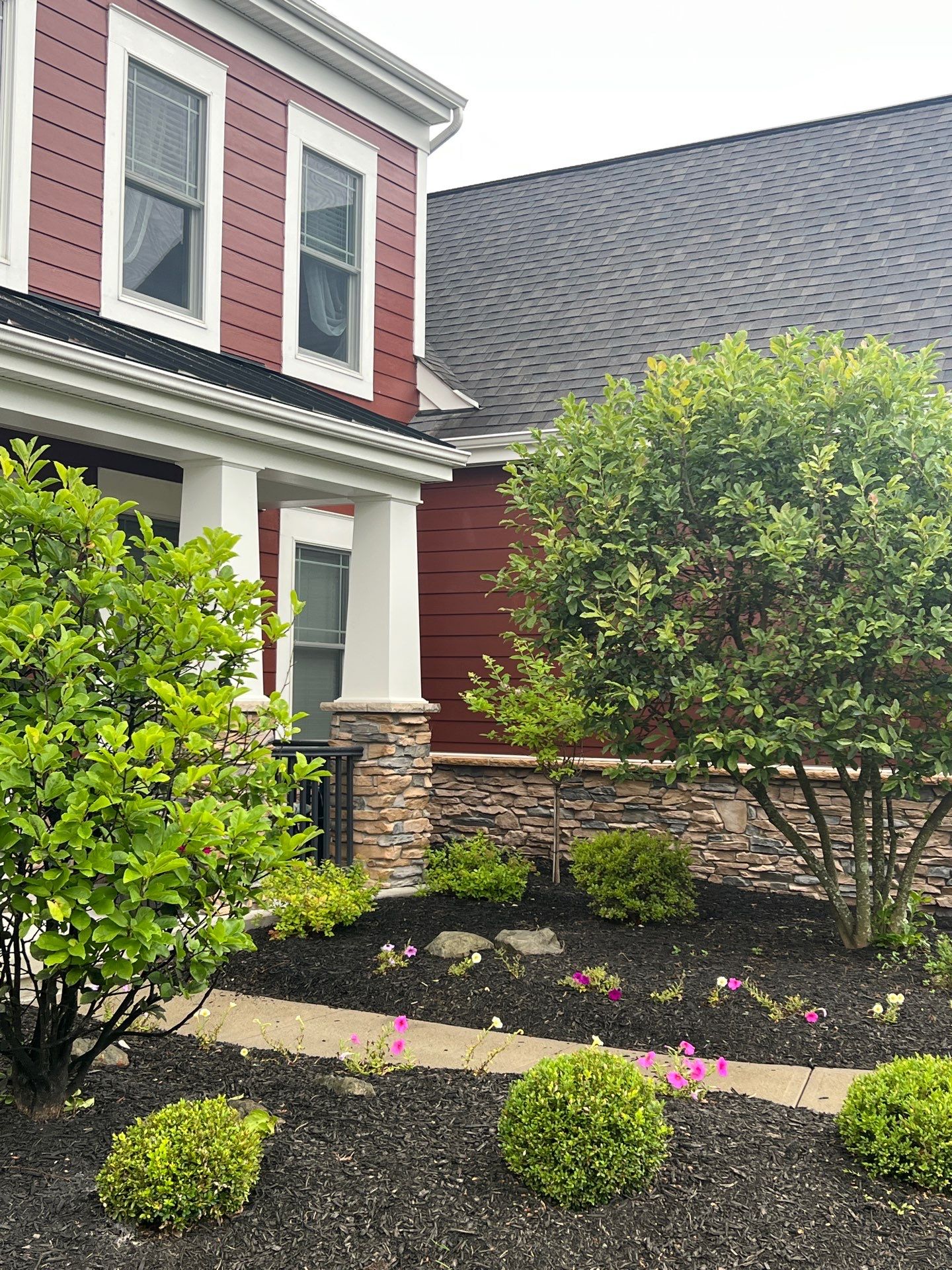 Countrylane Red James Hardie Siding Replacement in Franklin Park by Knockout Home Solutions