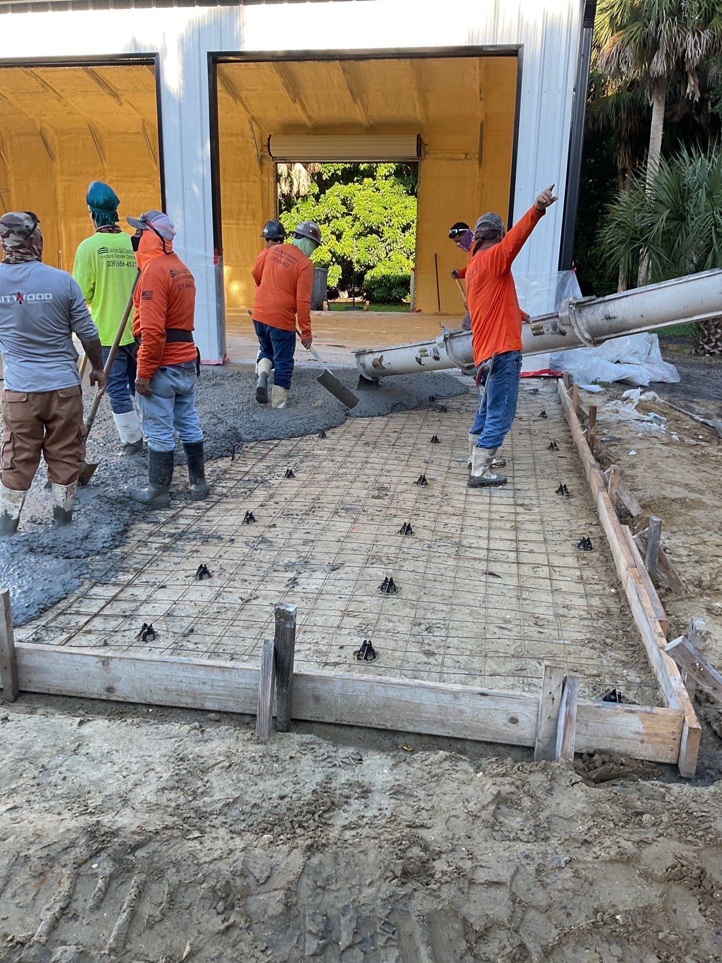 A project for the neighbors by Southern Gulf Construction