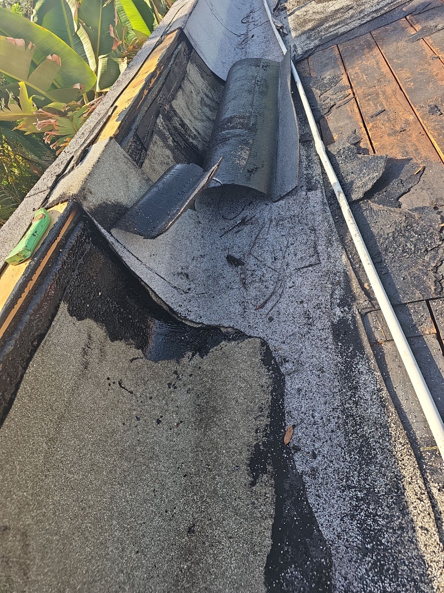 Project in Gulfport 33707 by Mitchell Roofing Company LLC 