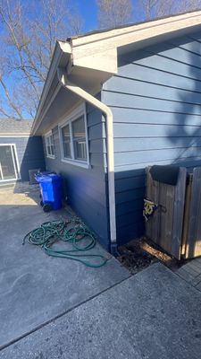 Turtle Shell gutter protection installation in Wheaton, IL 60189, photograph 6