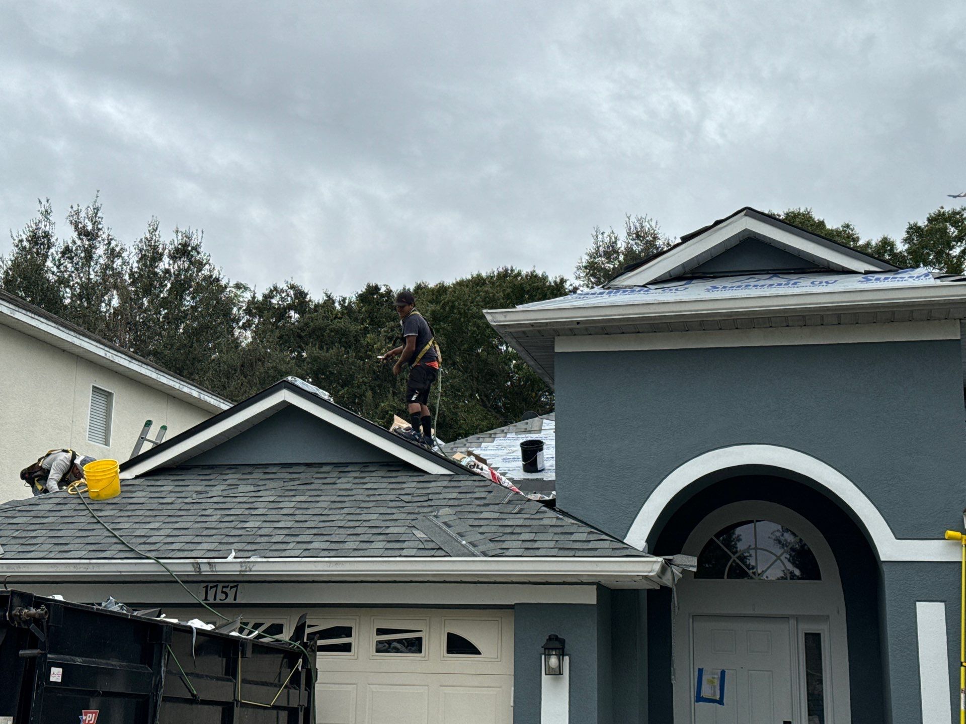 Shingle Reroof Replacement Oviedo FL by Pinnacle Roofing Group