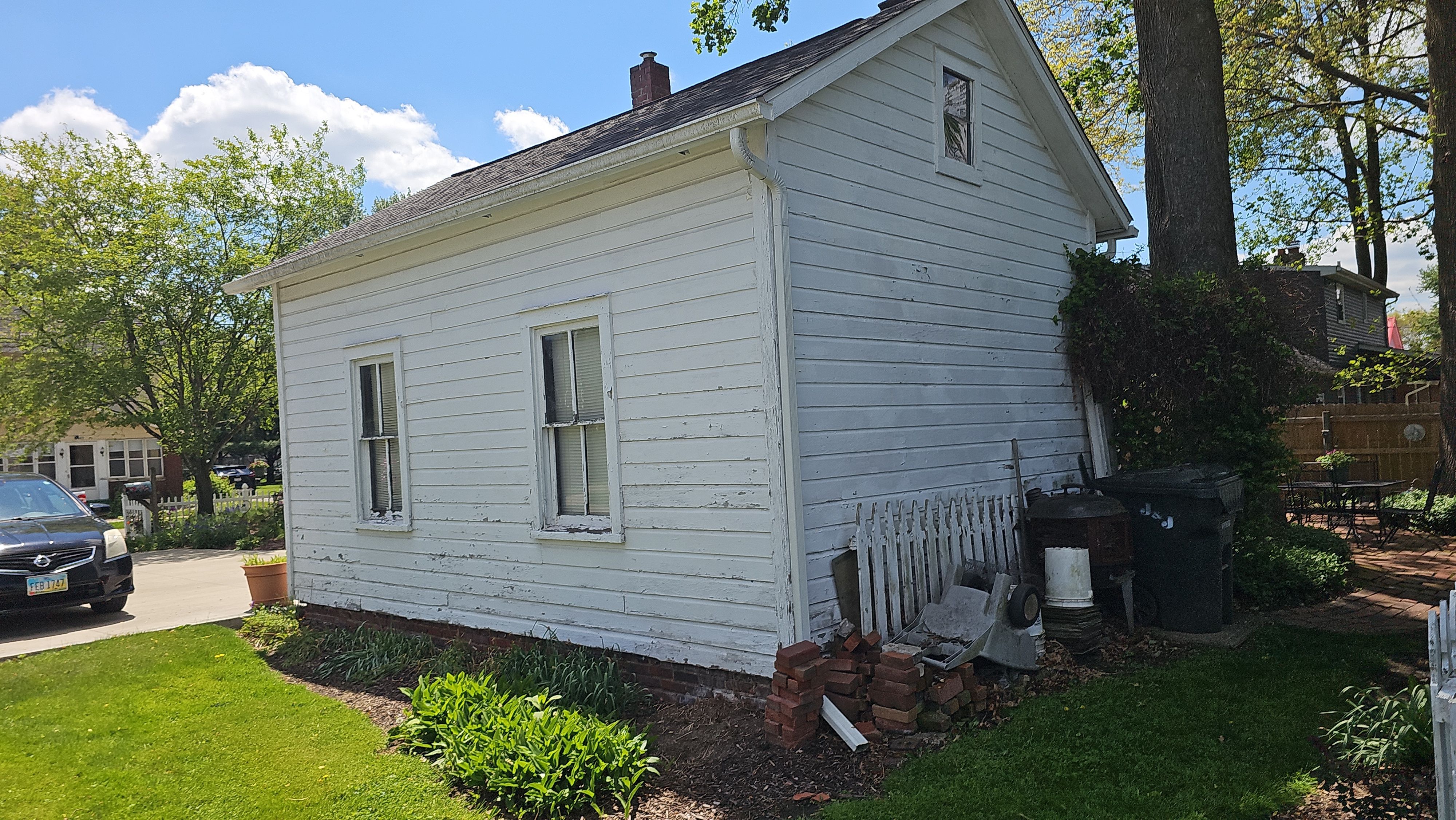 Robin M: Weathertech Vinyl Siding, Color, White Birch by Eagle Eye Roofing