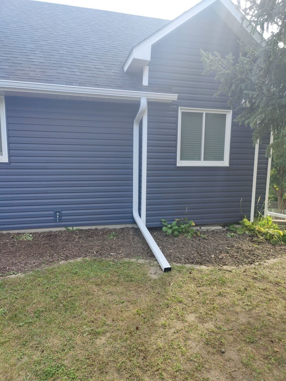 5" Gutters in Woodbury by Next Level Seamless Gutters / Exteriors Inc.