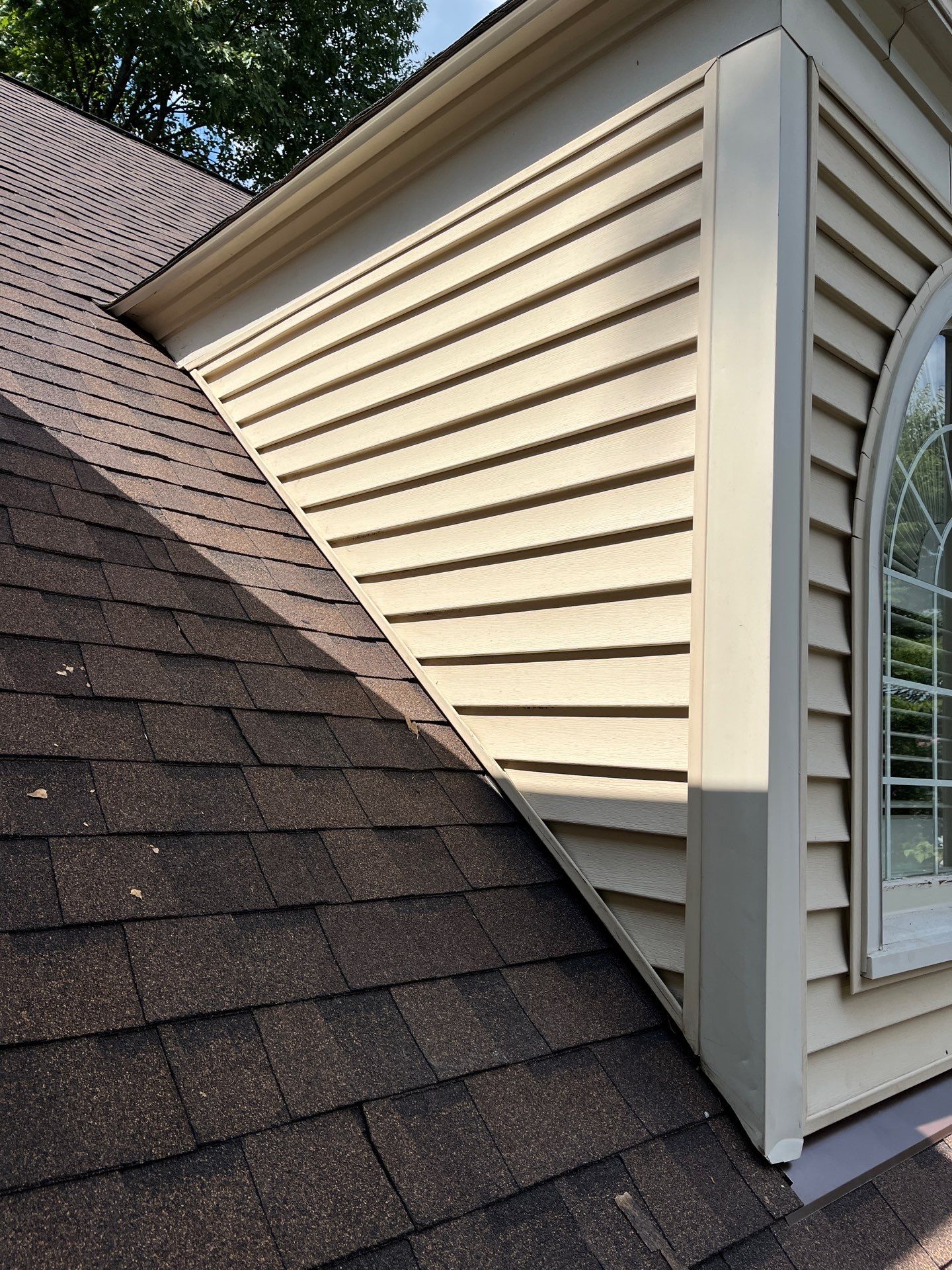 Vienna: Residential Roof Replacement with CertainTeed Landmark Designer Shingles in Burnt Sienna by RM Banning, Inc.