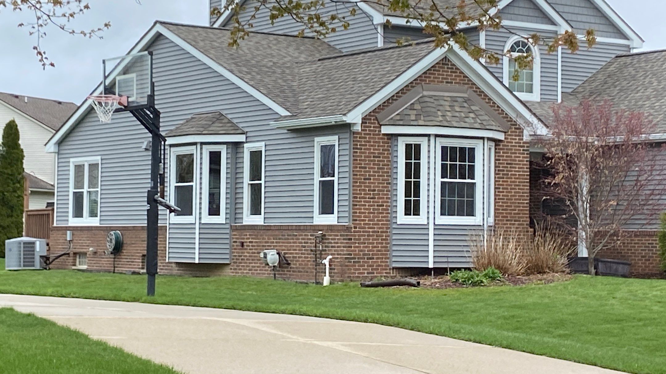 Siding Replacement using Certainteed Classic Restoration D4 by 180 Contractors