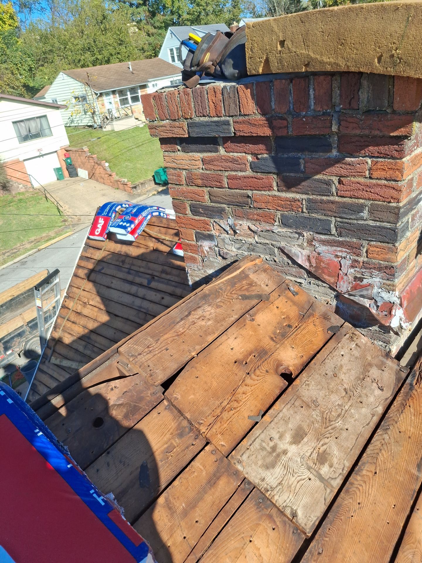 Residential Roofing Installation using GAF Timberline HDZ Charcoal by Rainstoppers Roofing