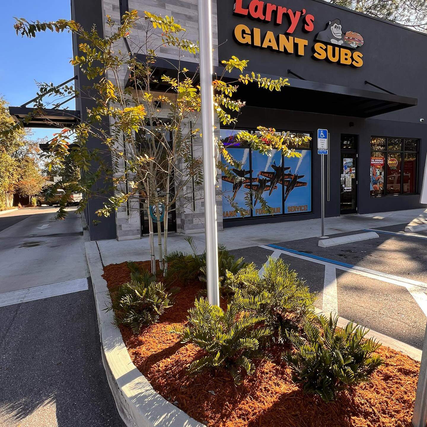 Mulch Install | Larry's Giant Subs by ProGreen Services