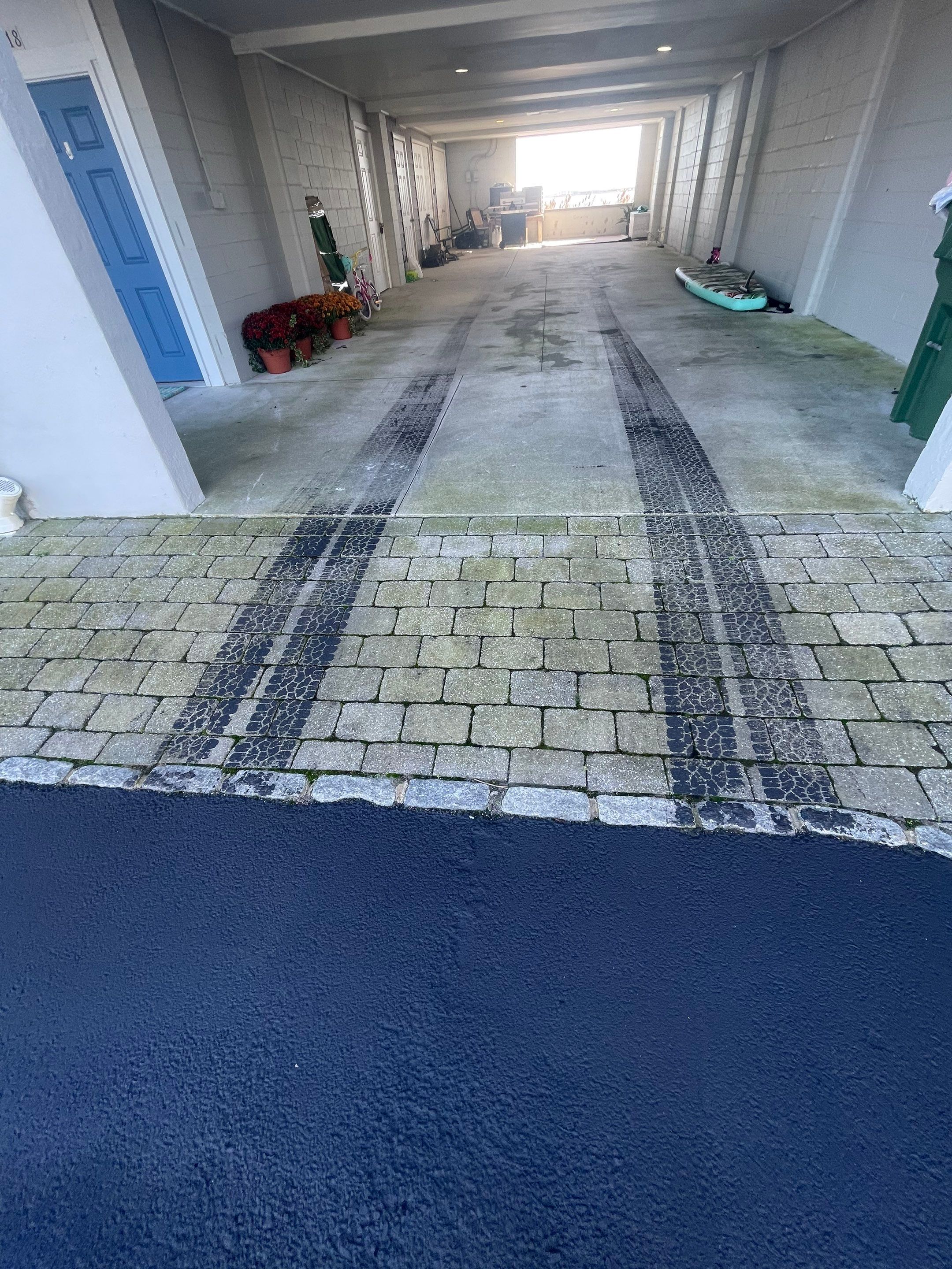 Pavers Cleaned & Concrete Cleaning by SJ Exterior