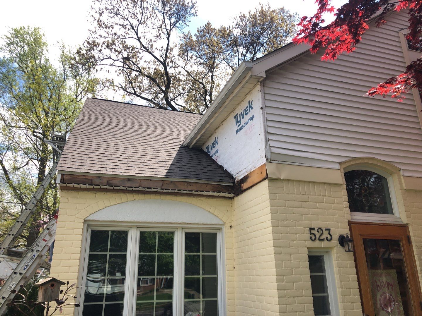 Siding Replacement using CertainTeed Restoration Classic D5 by 180 Contractors