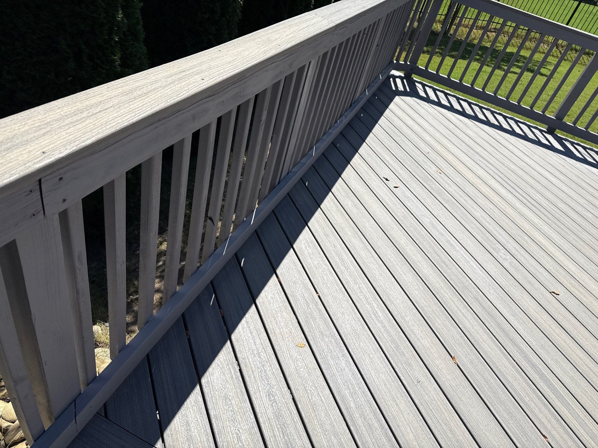 Wood Deck using Wood Stain by DuraSeal