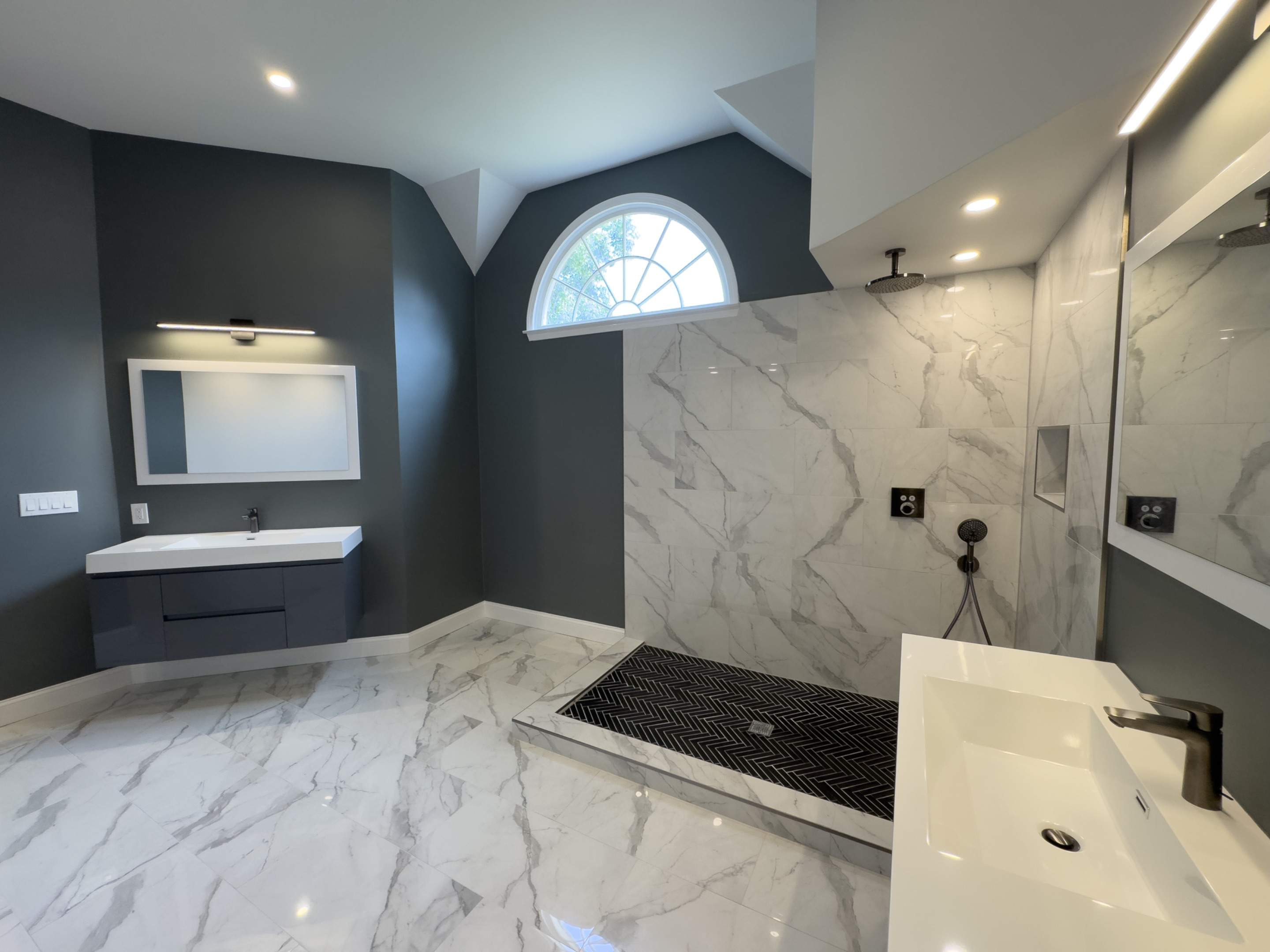 Master bathroom full remodel by Prudencio
