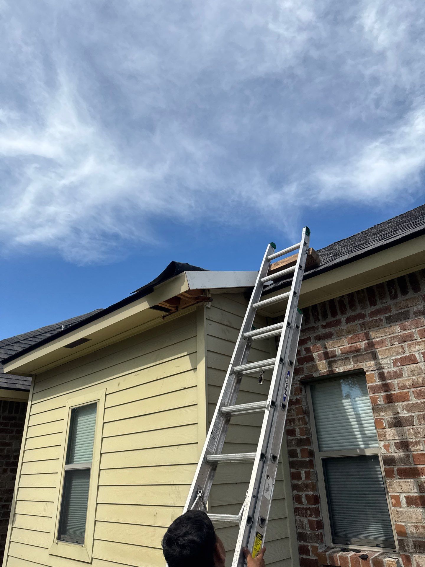 Certainteed Landmark Driftwood by Top Team Roofing & Construction