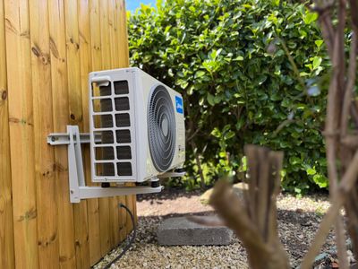 From Coal-Fired Heating to Modern Renewable Comfort π₯β‘οΈπΏ