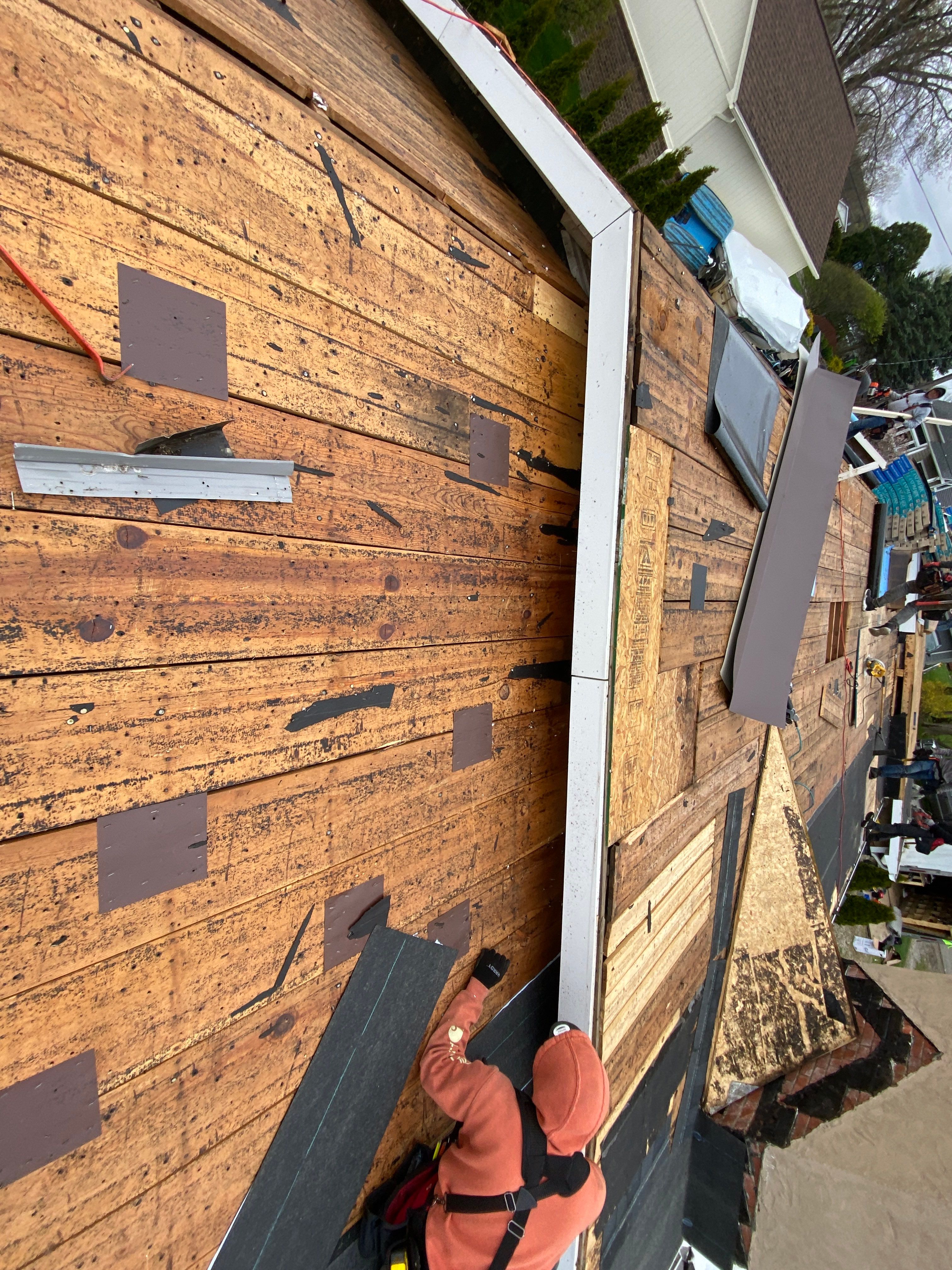 Roof Replacement using CertainTeed Landmark by 180 Contractors