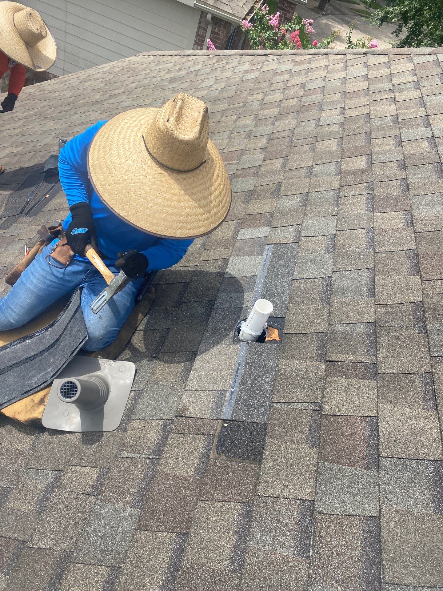 Hail Damage using Owen's Corning Duration (Lifetime) Shingles by Roof Repair Company