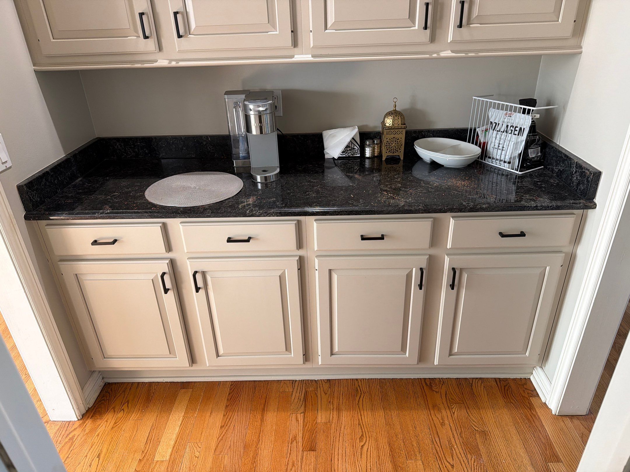 Custom Cabinet Refinishing in Bloomfield Hills by Top Shelf Painter