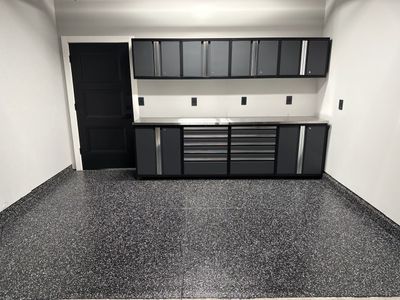 Custom Flake Epoxy Garage Floor in Lincoln