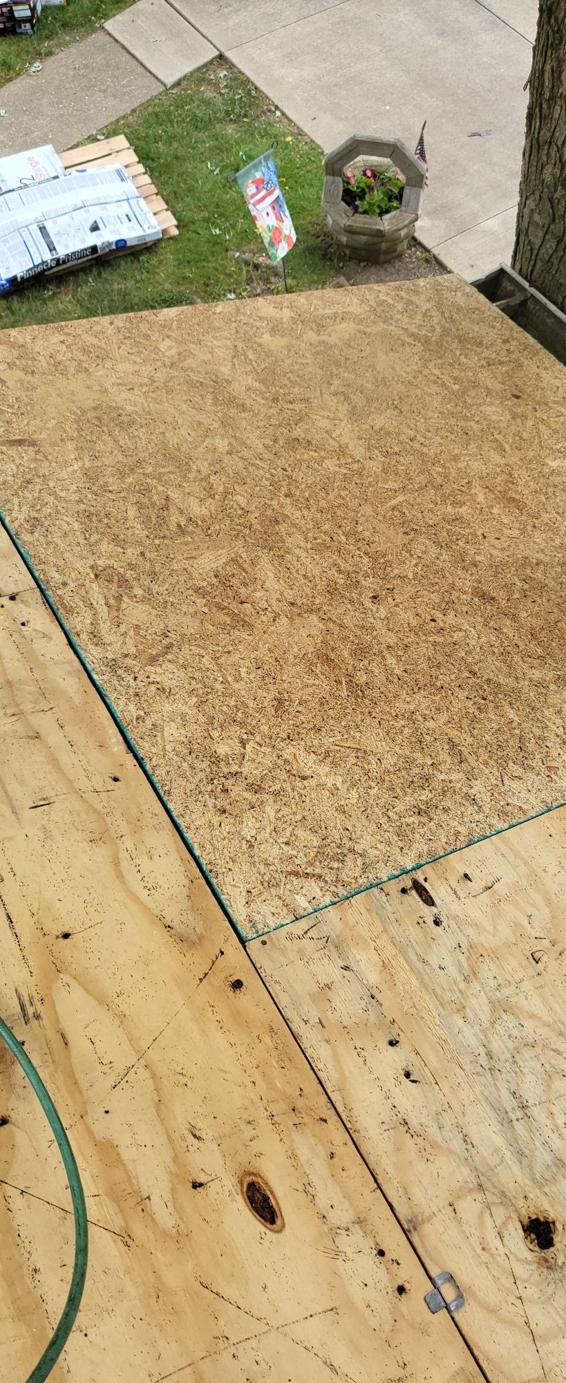 Atlas Pinnacle Pristine Scotchgard: Hearthstone Drip Edge: Black by Eagle Eye Roofing