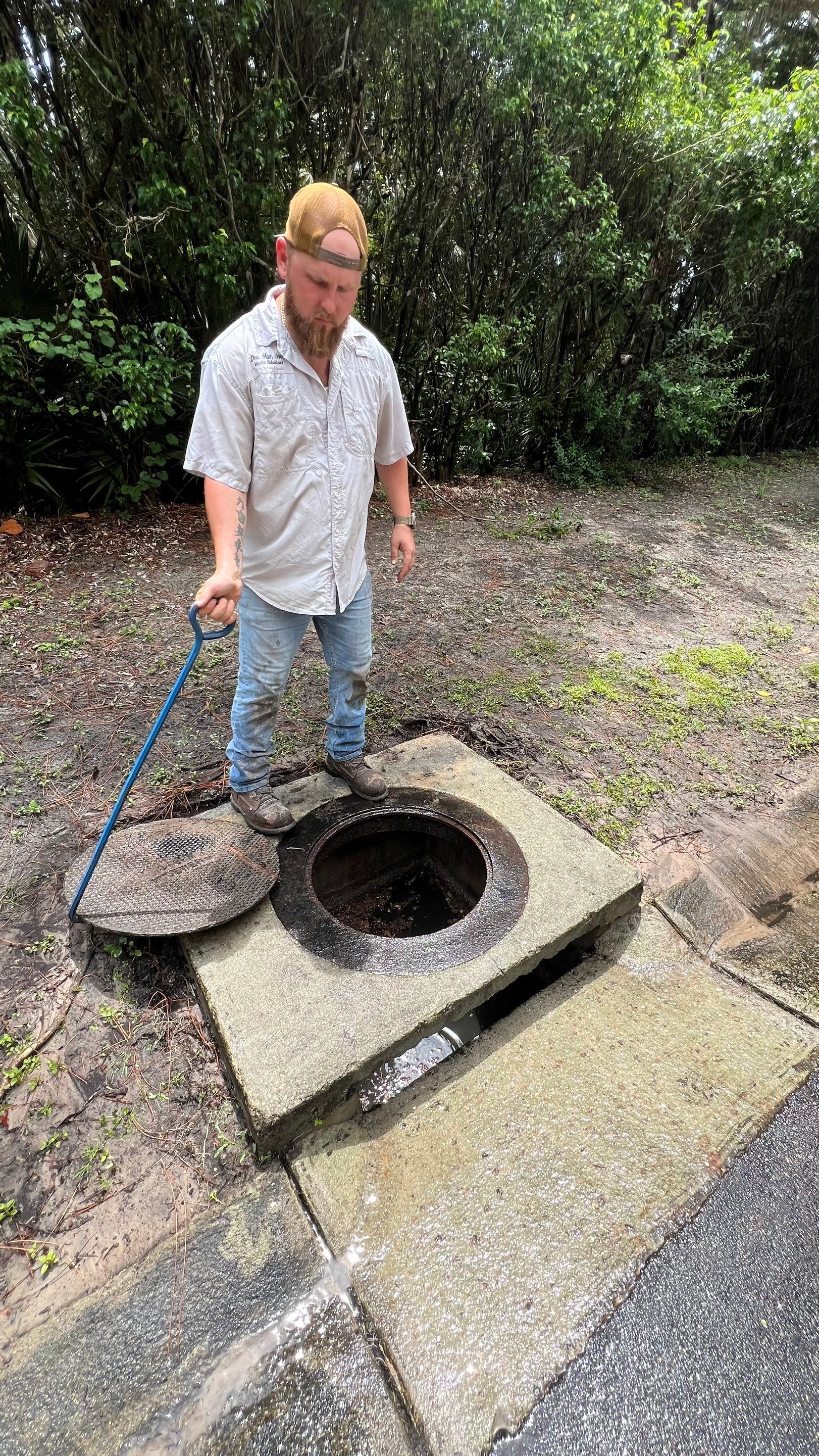 Naples Community Stormwater Catch Basin Cleaning by APS Power & Water