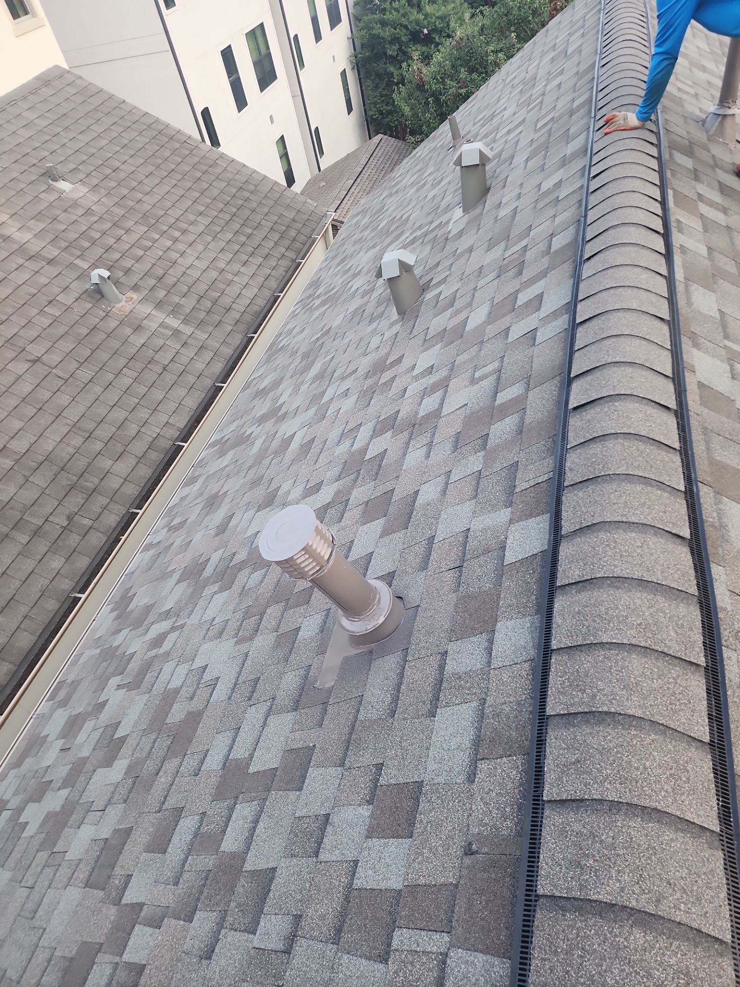 Residential Roofing Installation using Owen's Corning Duration (Lifetime) Shingles by Roof Repair Company