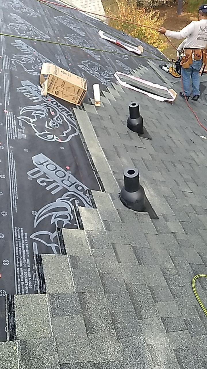 Residential Roofing Installation using Owens Corning Oakridge- Williamsburg Gray by Indigo State Roofing
