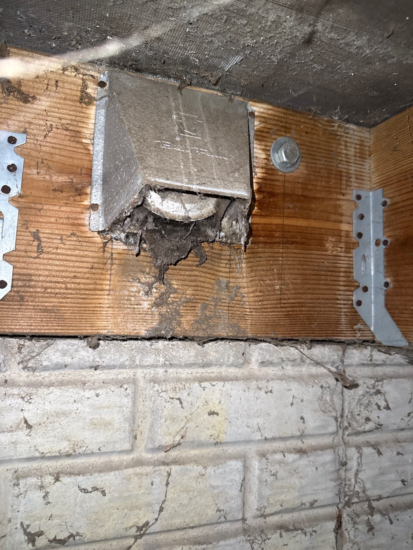 Duct Vent Cleaning, Chantilly VA by Pronto Air Duct Cleaning