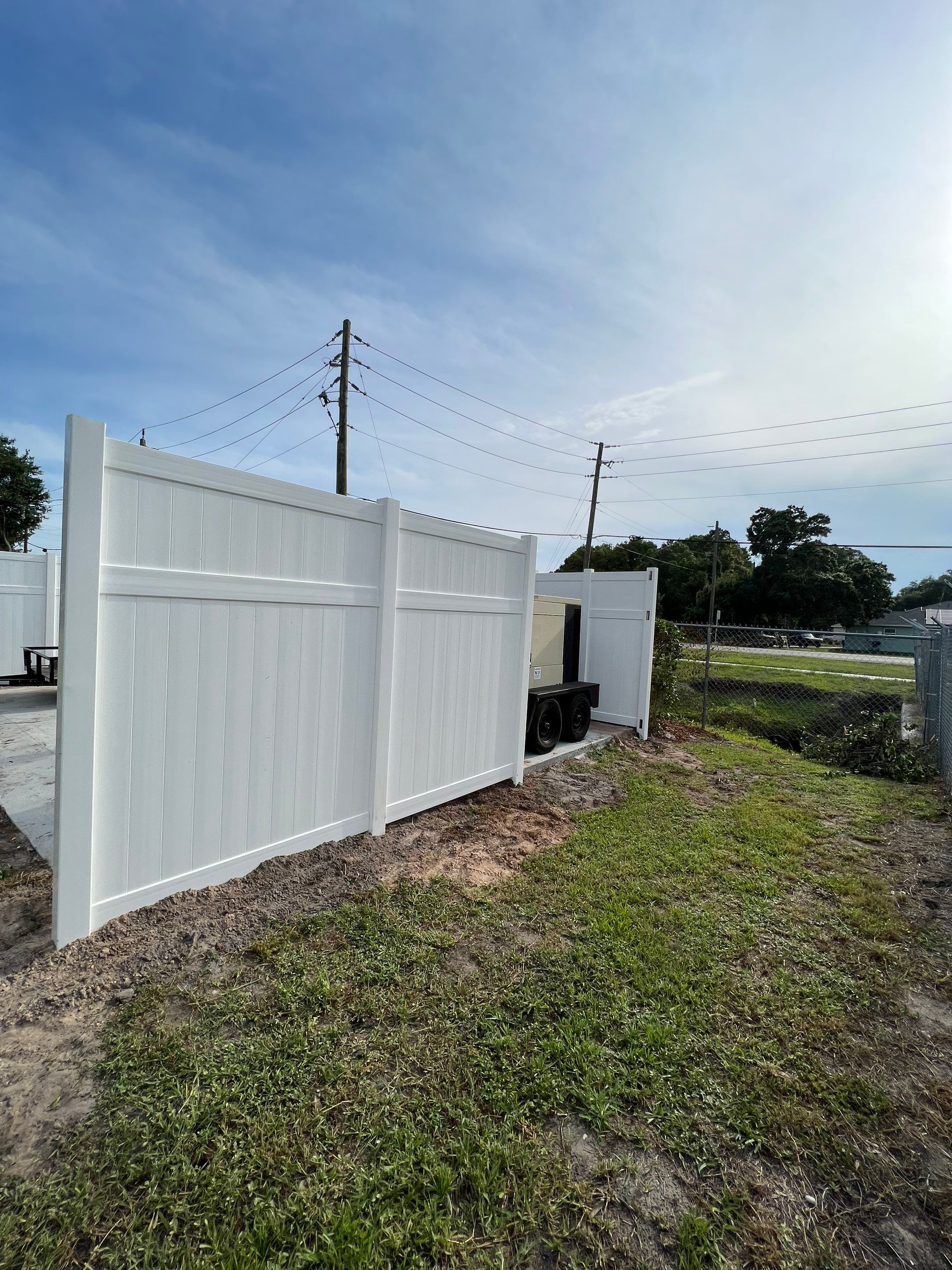 Palmetto, FL 6+2 White Vinyl Privacy Fence by Asap fence and gates, LLC