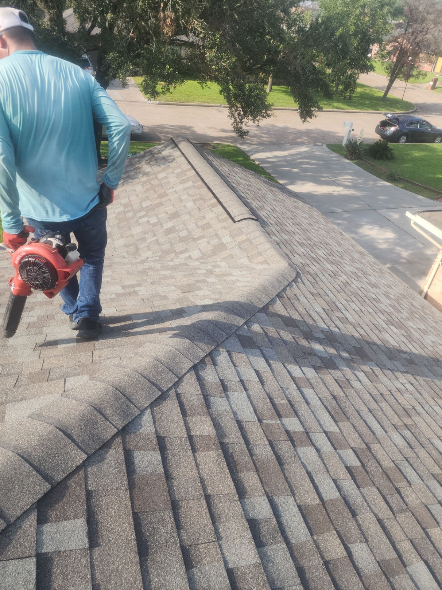 Residential Roofing Installation using Owen's Corning Duration (Lifetime) Shingles by Roof Repair Company