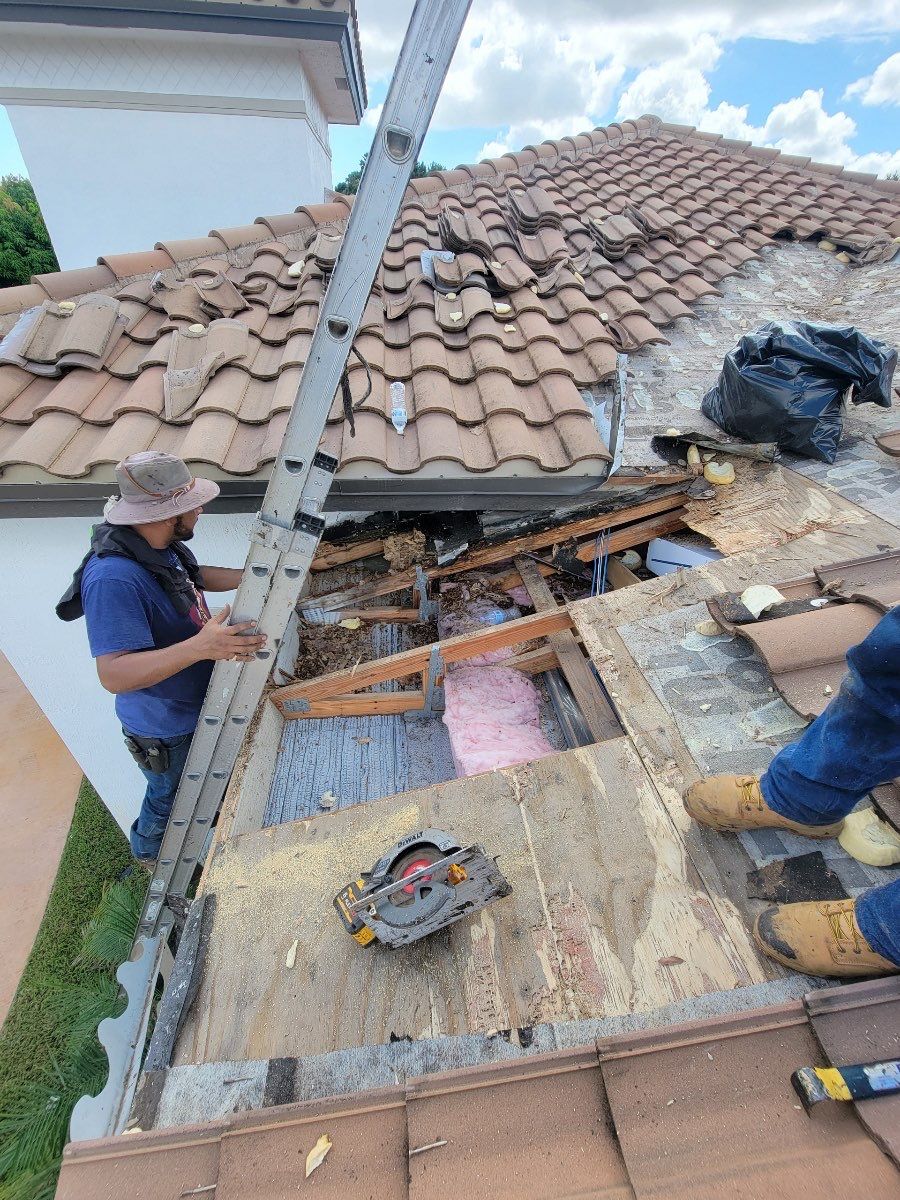 SW 8th St, Plantation, FL by G&J Roofing 