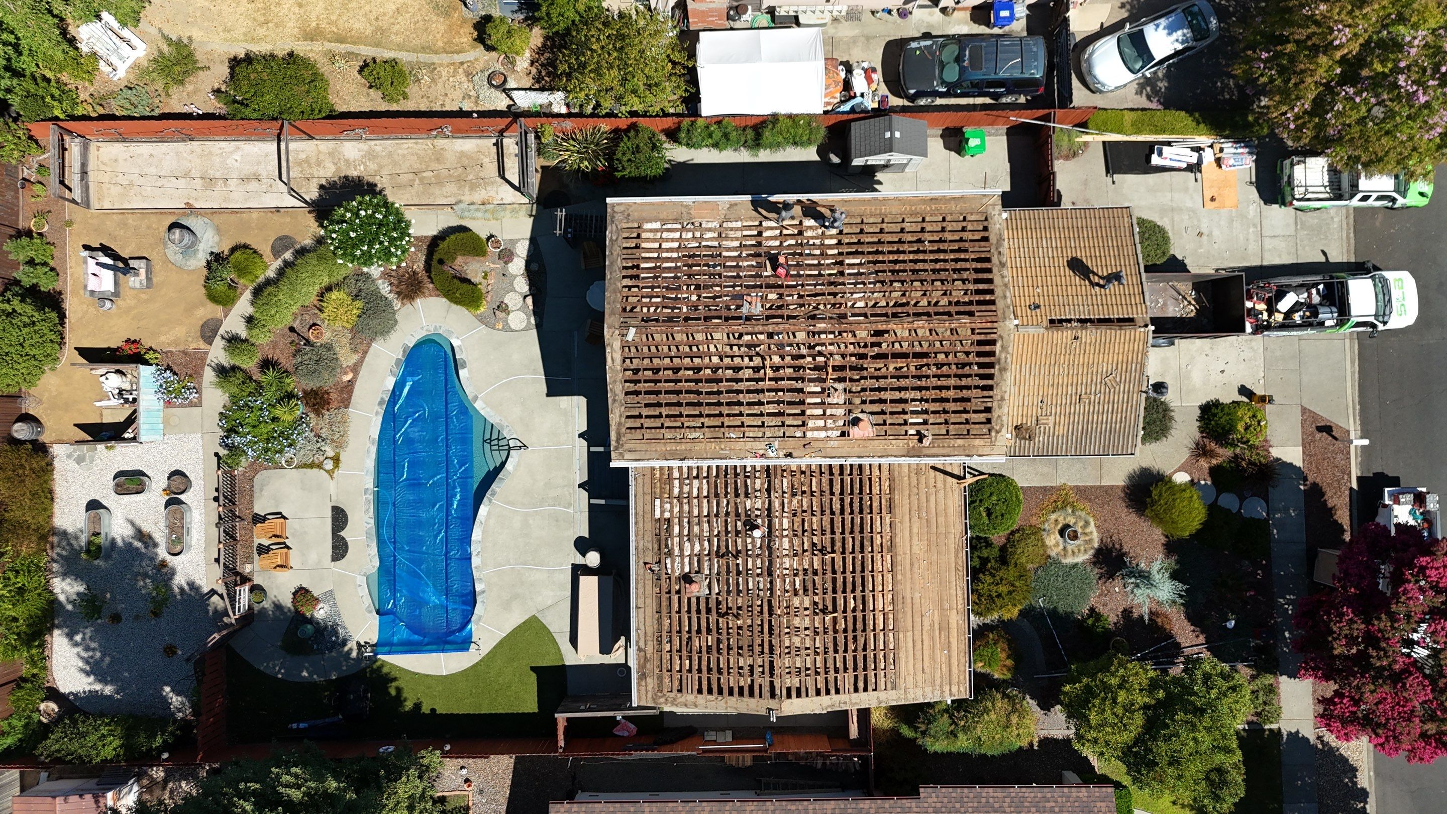 Residential Remodel using GAF Timberline HDZ RS by Sustainable Living Builders, Inc.