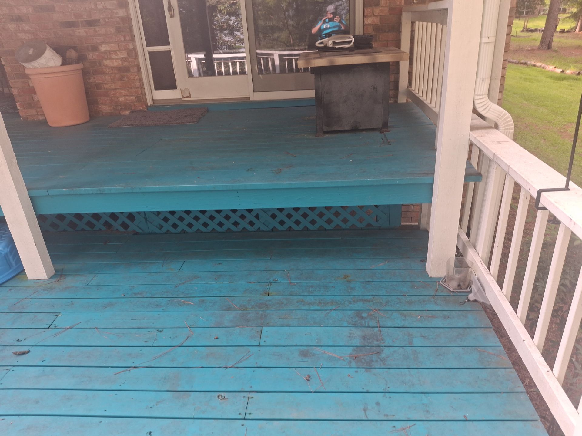Vibrant Deck Gets New Life in Flint Texas by Quality Coats Painting