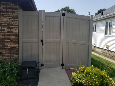 Adobe Vinyl Privacy Fence and Reinforced Double Gate Installation in Waterloo