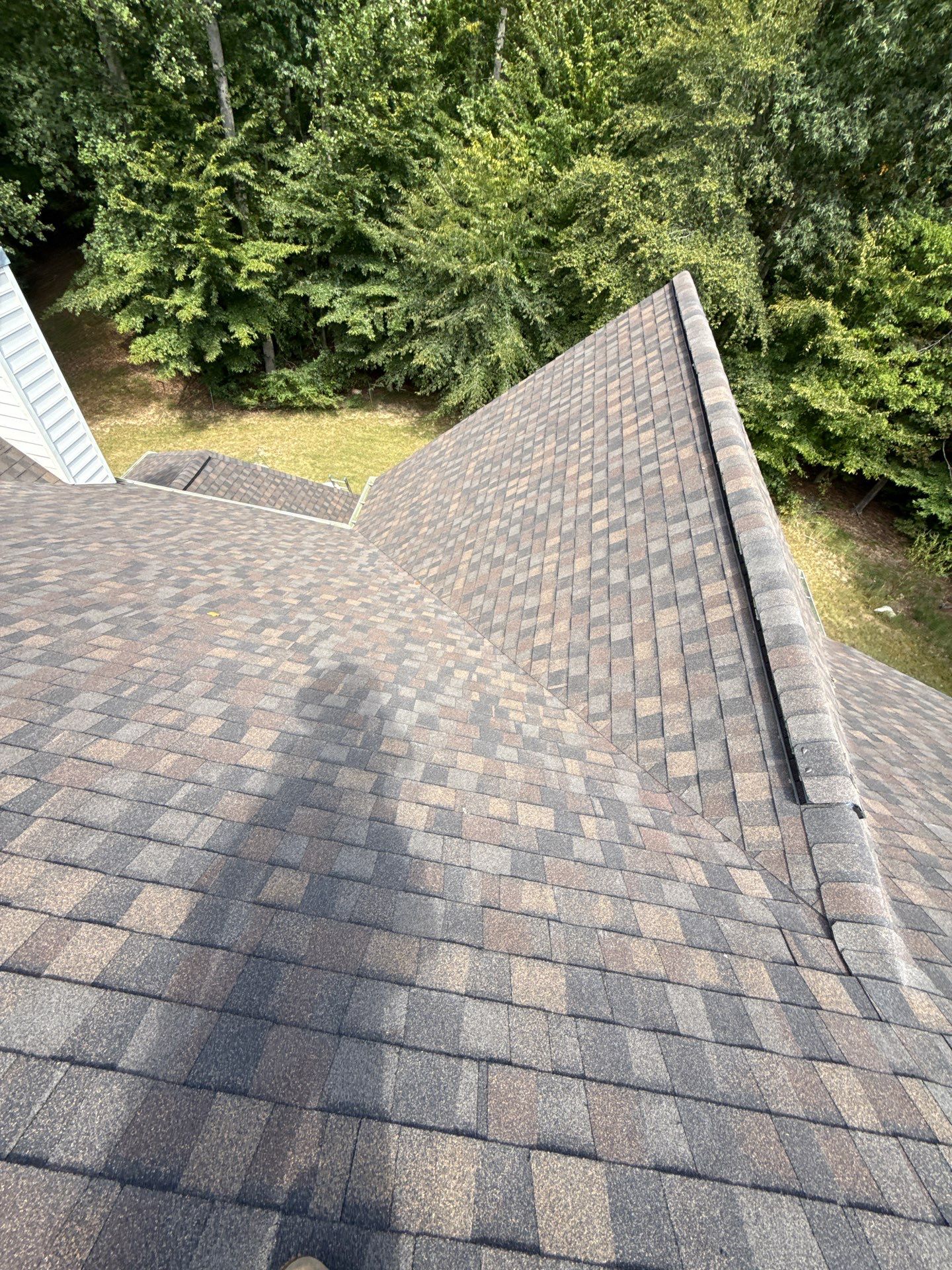 Fairfax station: Residential Roof with CertainTeed Landmark Pro in Max Def Shenandoah  by RM Banning, Inc.