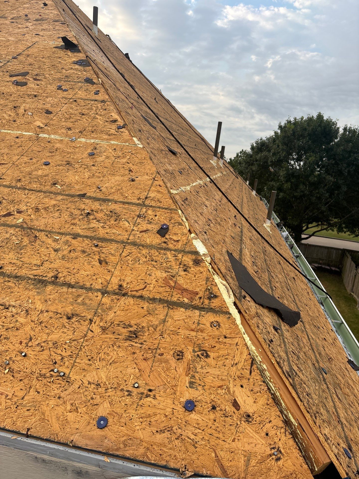 Residential Roofing Installation using Owen's Corning Duration (Lifetime) Shingles by Roof Repair Company